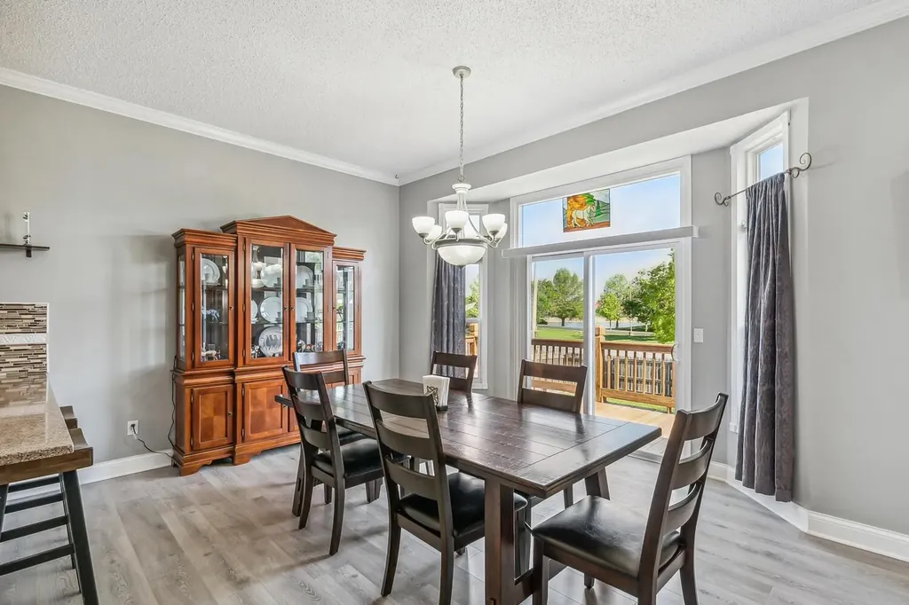 4572 N Fritillary Court Bel Aire KS 67226