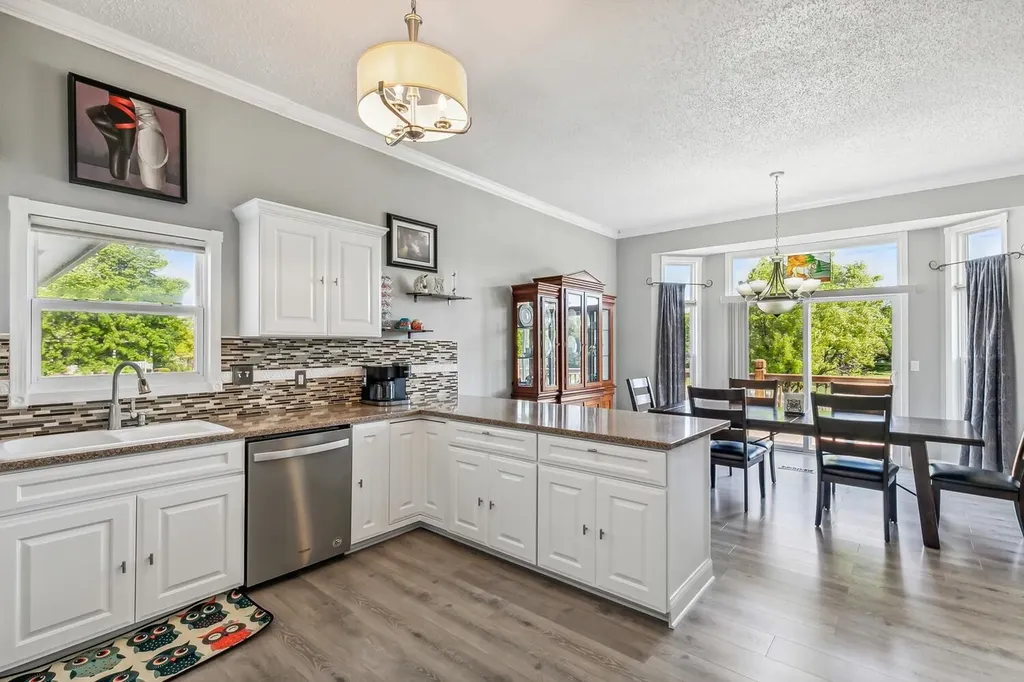 4572 N Fritillary Court Bel Aire KS 67226