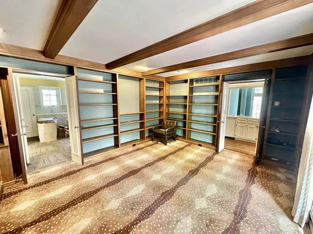 1440 N Gatewood Wichita KS 67206