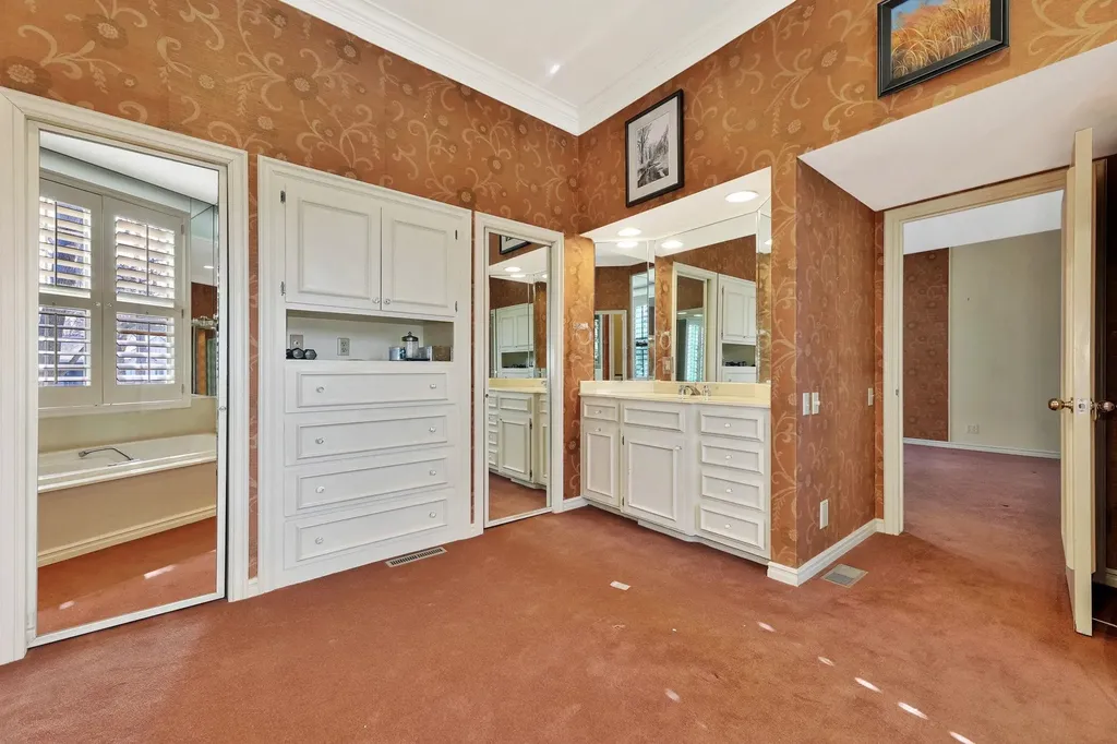 1440 N Gatewood Wichita KS 67206