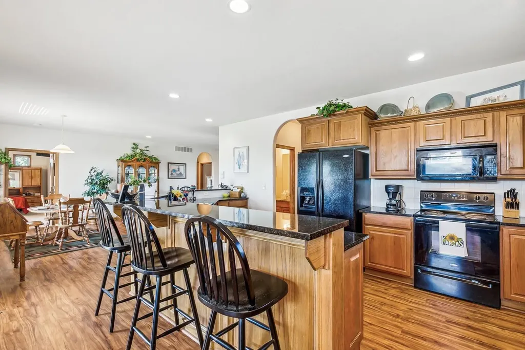 13720 SW Butler Road Rose Hill KS 67133