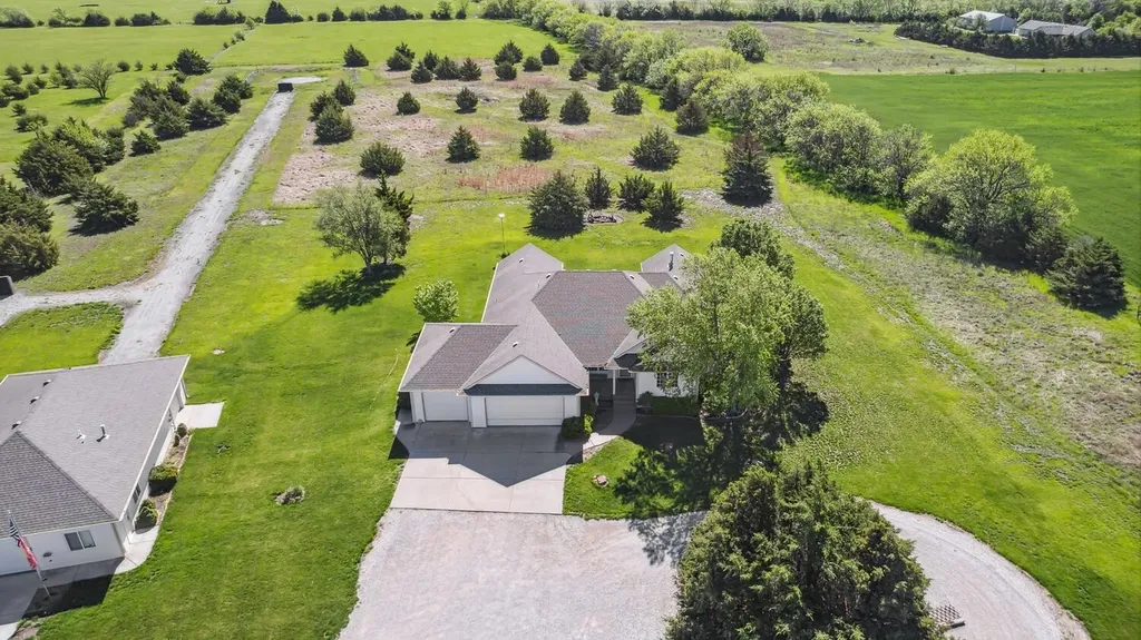 13720 SW Butler Road Rose Hill KS 67133