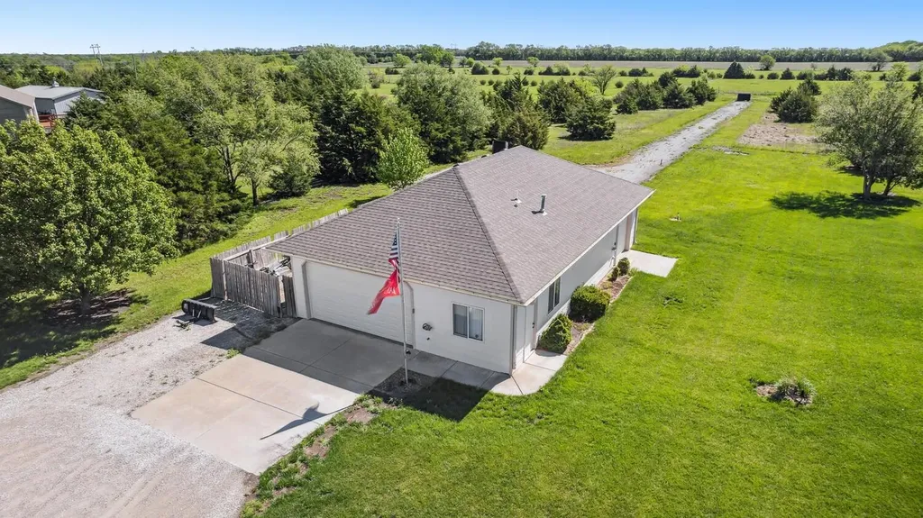 13720 SW Butler Road Rose Hill KS 67133