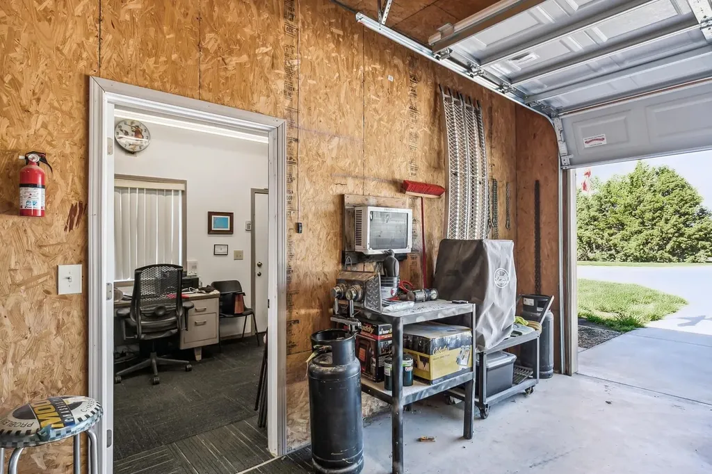 13720 SW Butler Road Rose Hill KS 67133