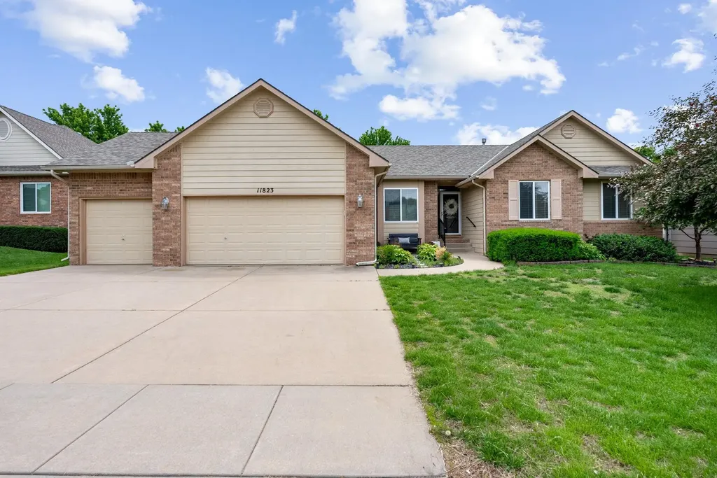 11823 E Shannon Way Wichita KS 67206