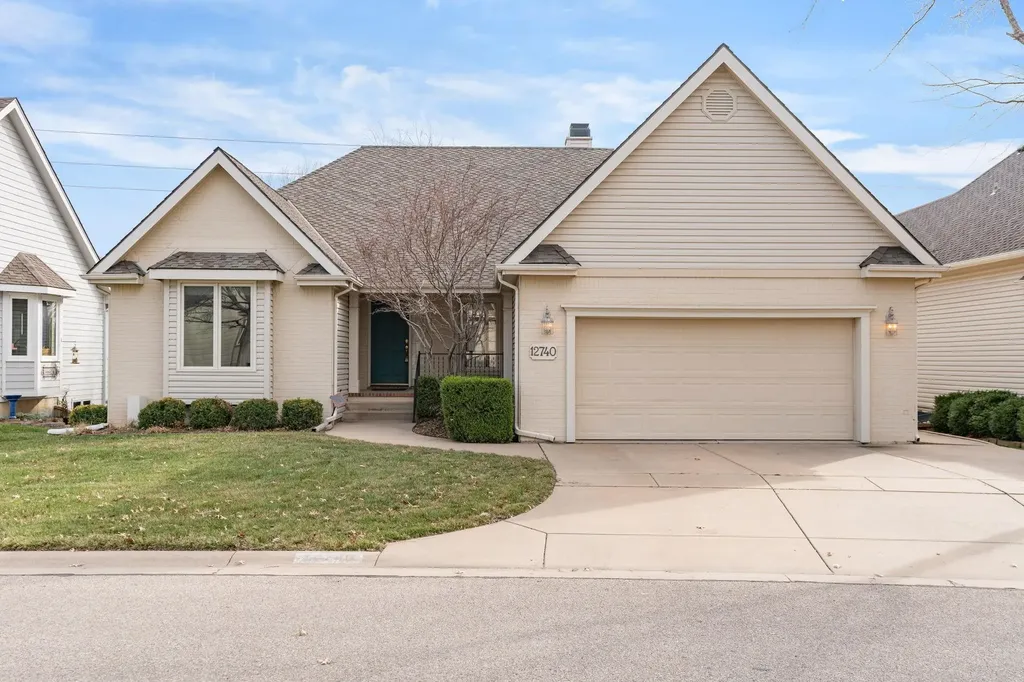 12740 E Bradford Circle Wichita KS 67206
