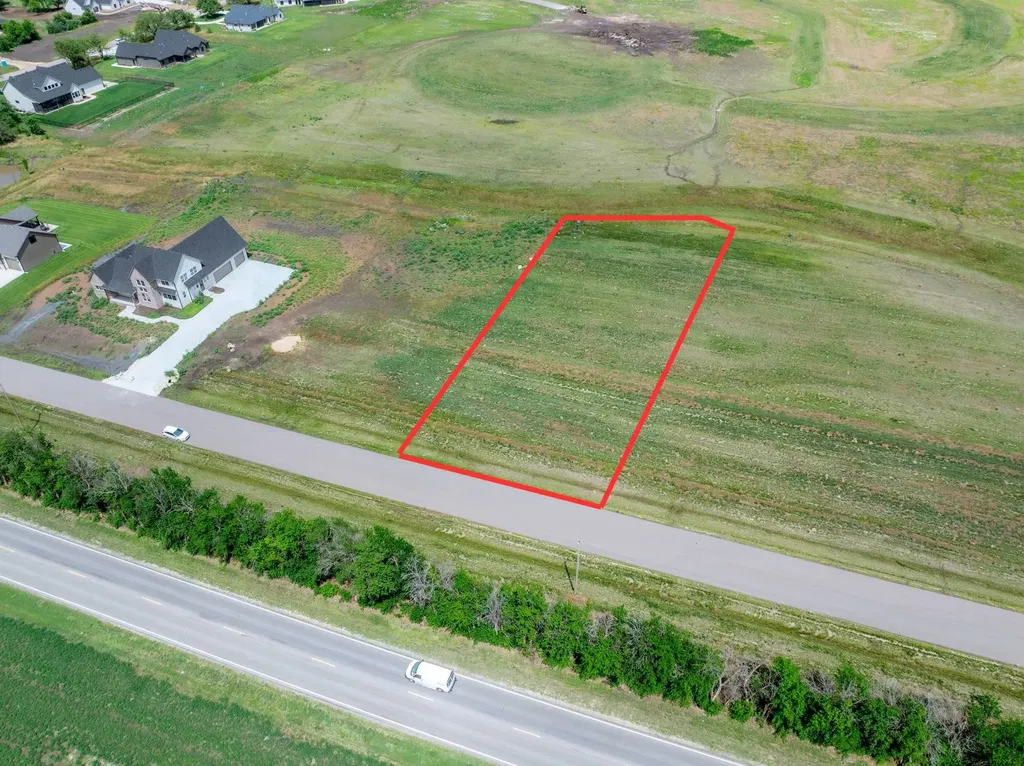 16745 W Hickory Court Goddard KS 67052