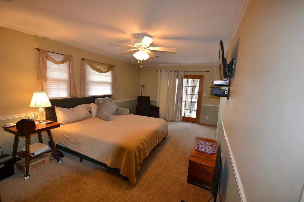 19 N High Point Road Valley Center KS 67147