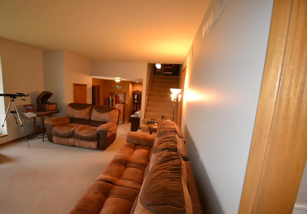 19 N High Point Road Valley Center KS 67147