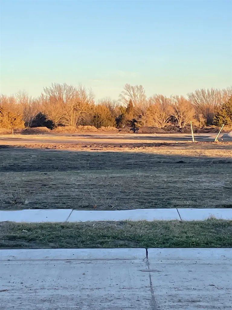 1310 Main Halstead KS 67056
