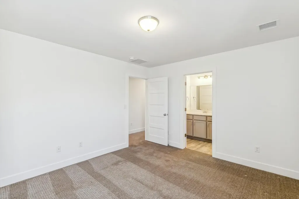 419 E Park Place Andover KS 67002