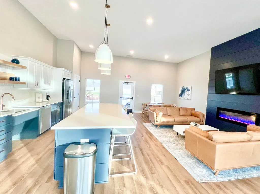 419 E Park Place Andover KS 67002