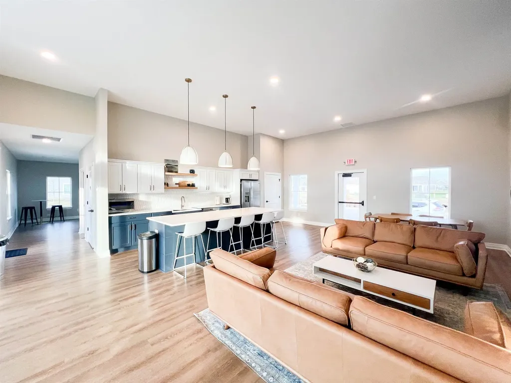 419 E Park Place Andover KS 67002