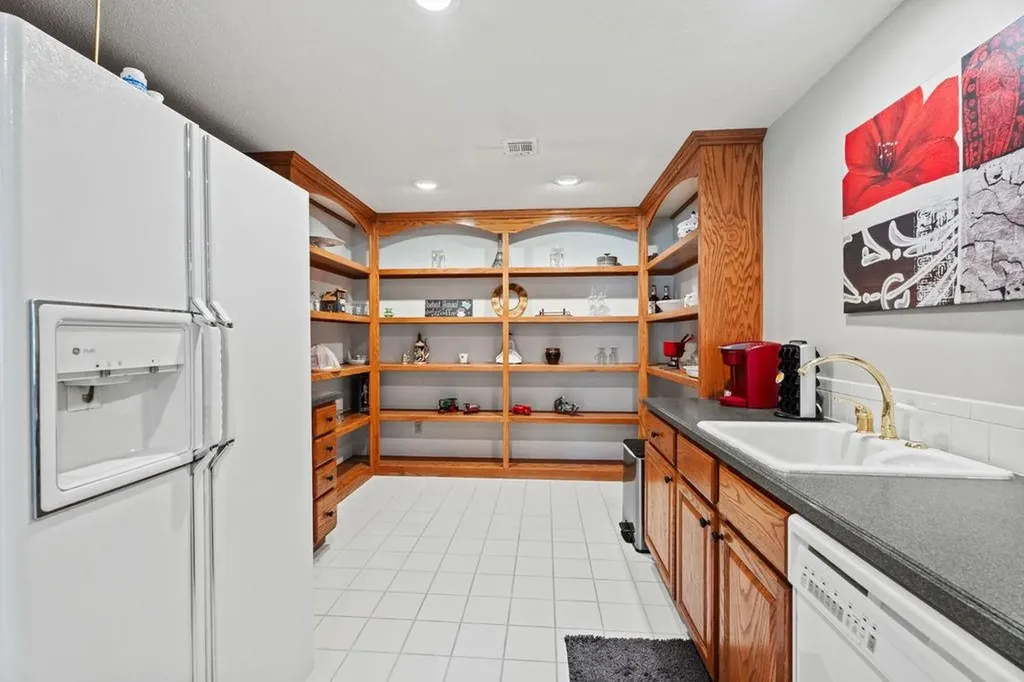 7660 N 159th Street E Benton KS 67017
