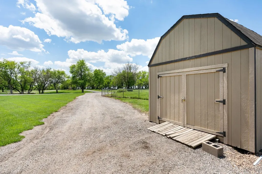 7660 N 159th Street E Benton KS 67017