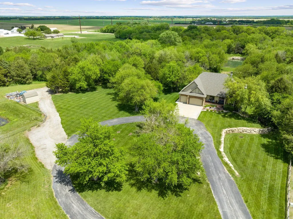 7660 N 159th Street E Benton KS 67017