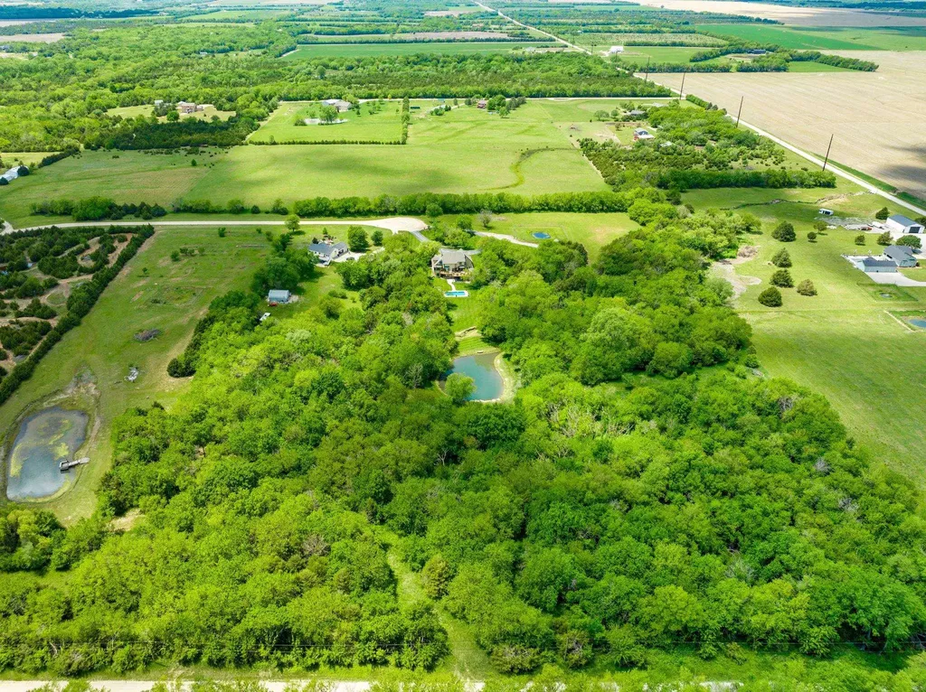 7660 N 159th Street E Benton KS 67017