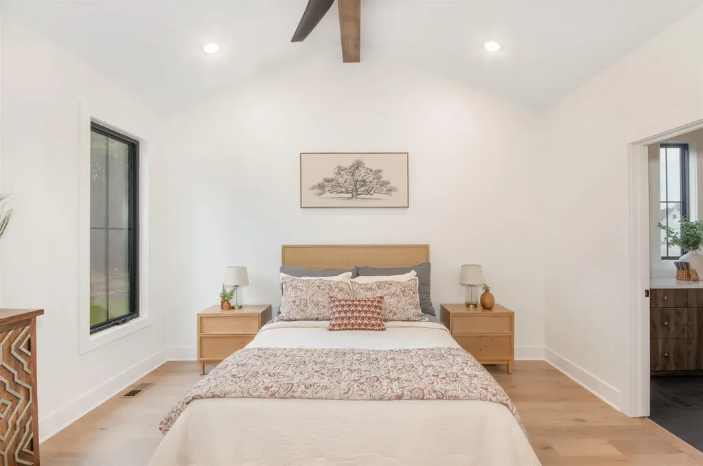 329 N Sarah Court Derby KS 67037