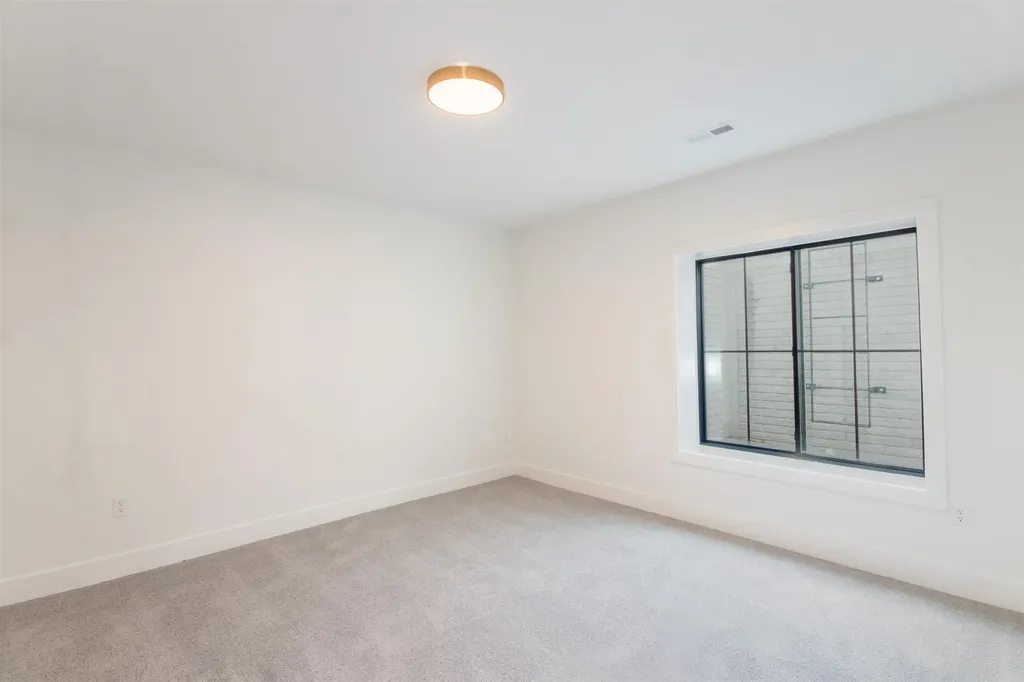 329 N Sarah Court Derby KS 67037