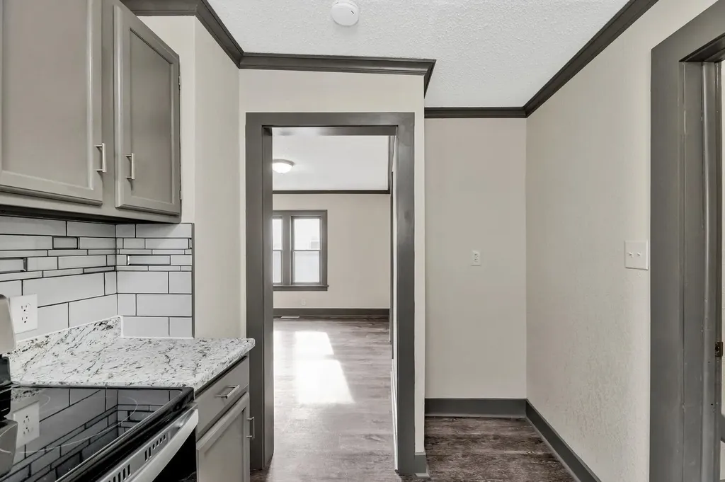1421 S Hydraulic Street Wichita KS 67211