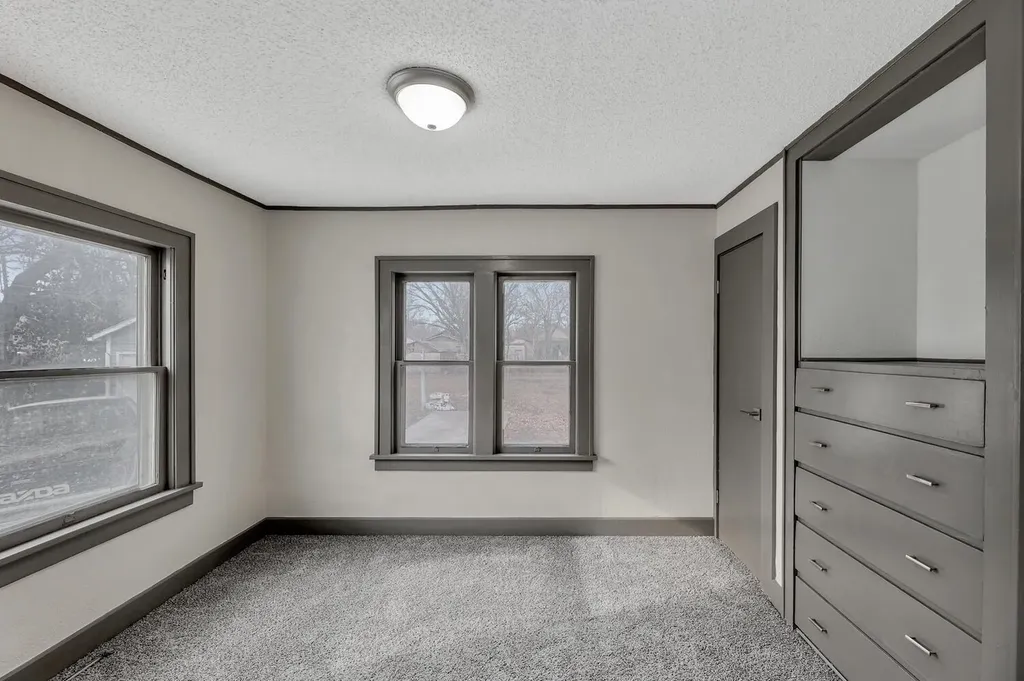 1421 S Hydraulic Street Wichita KS 67211