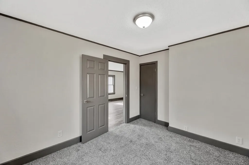 1421 S Hydraulic Street Wichita KS 67211