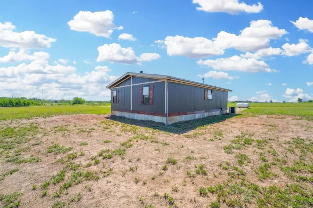 7141 NE Wildlife Lane El Dorado KS 67042