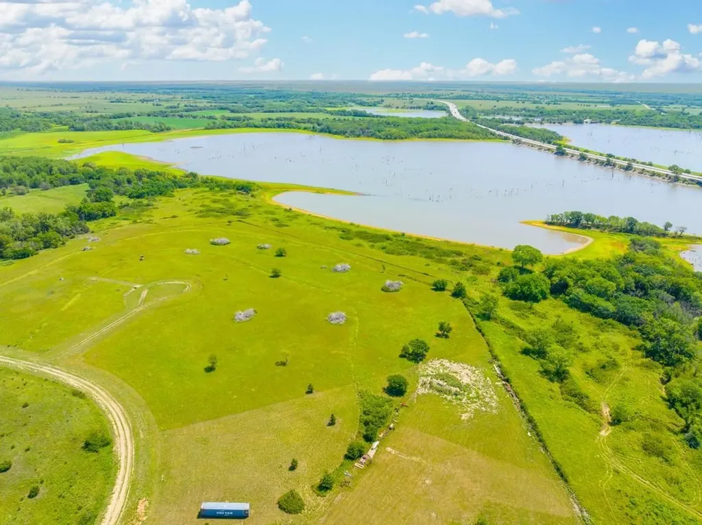 7141 NE Wildlife Lane El Dorado KS 67042