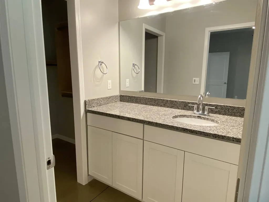 1512-1514 N Madison Avenue Wichita KS 67214