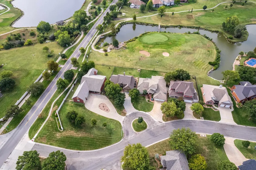 7911 E Champions Court Wichita KS 67226
