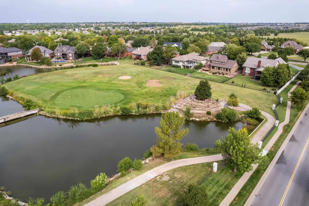 7911 E Champions Court Wichita KS 67226