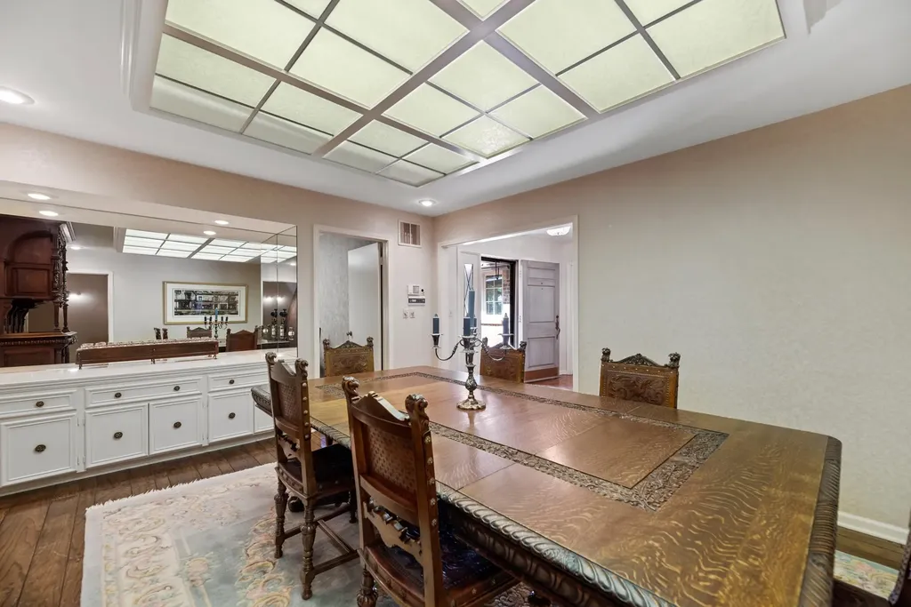 640 N Rock Road Wichita KS 67206