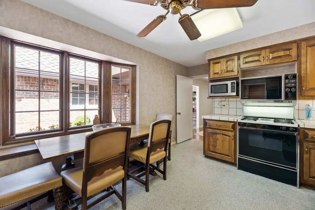 640 N Rock Road Wichita KS 67206