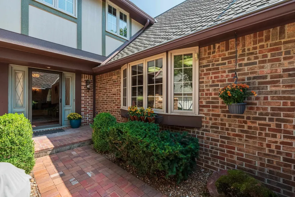 640 N Rock Road Wichita KS 67206