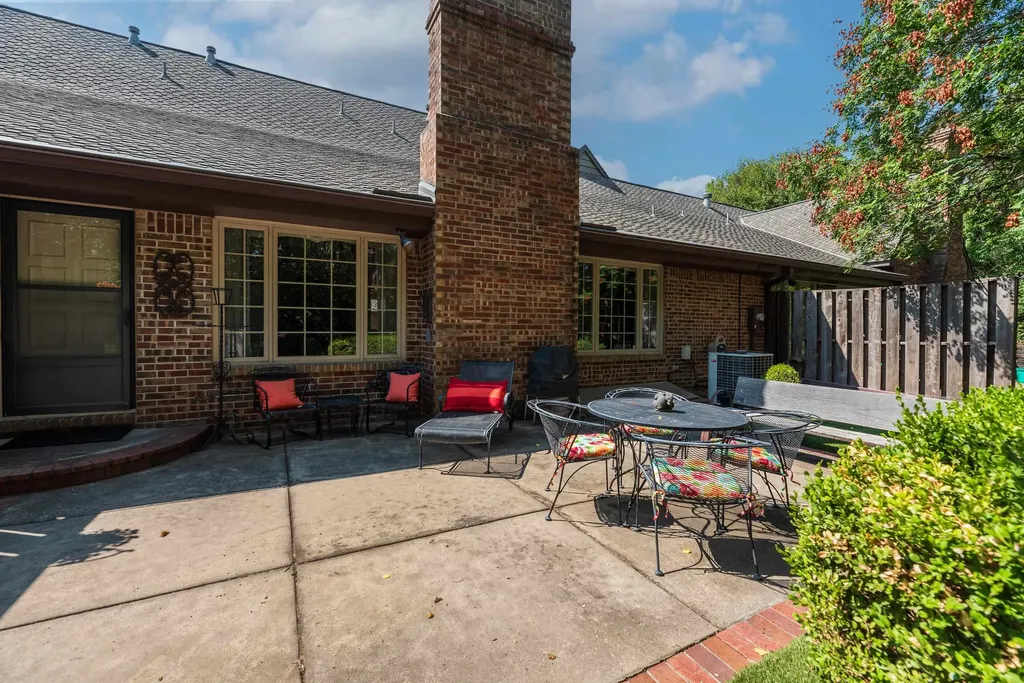 640 N Rock Road Wichita KS 67206