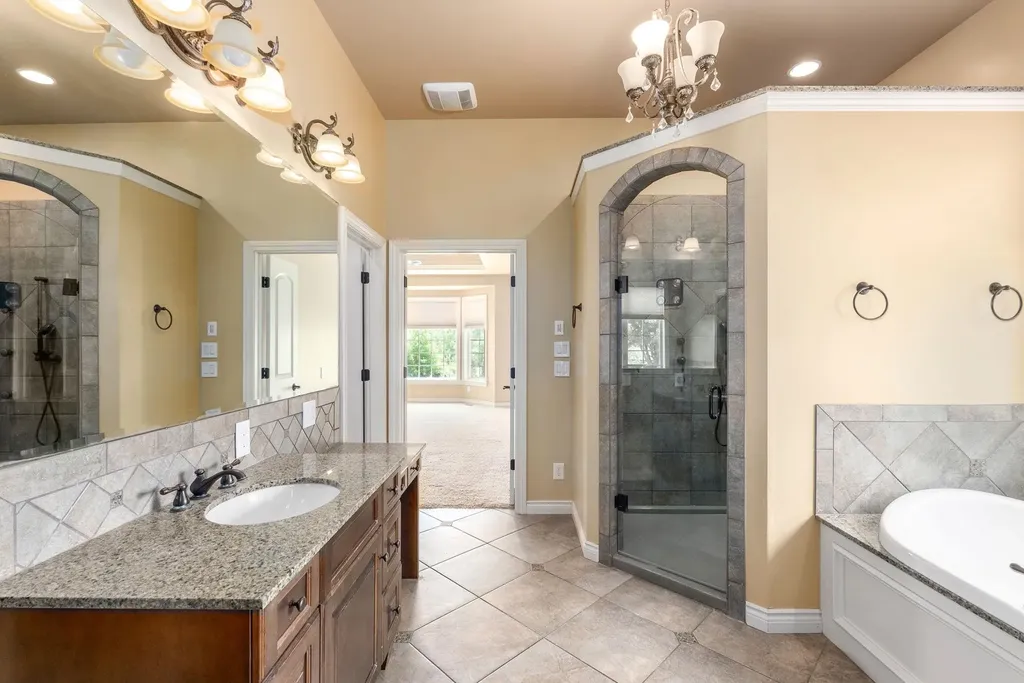 14001 E Castlewood Wichita KS 67230