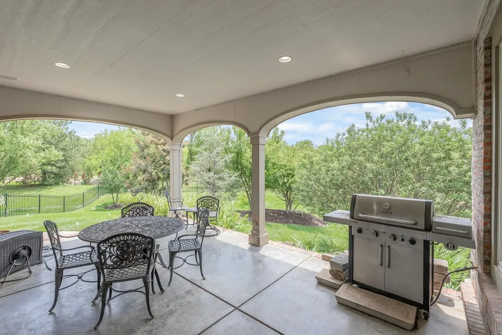 14001 E Castlewood Wichita KS 67230