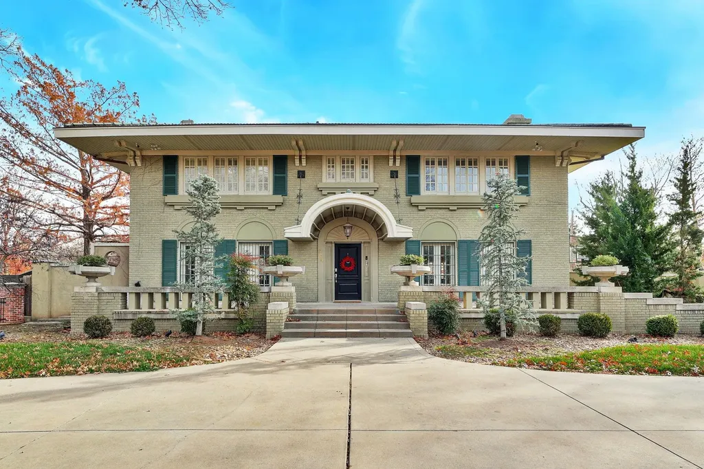 304 N Belmont Avenue Wichita KS 67208