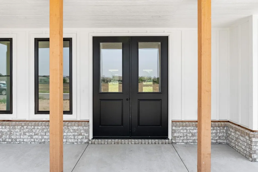 2915 E Sunnyslope Park City KS 67219