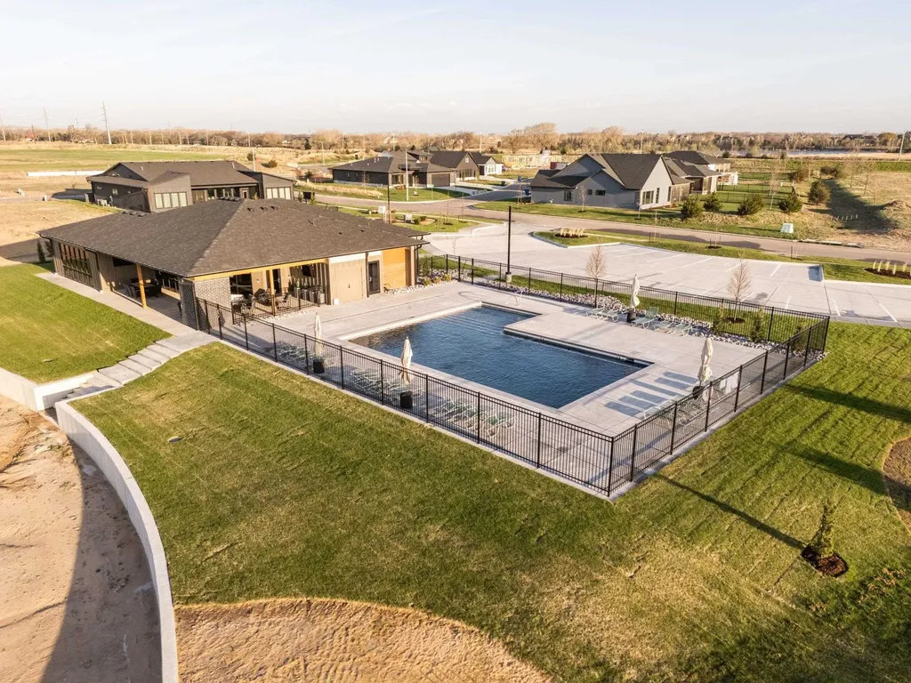8305 Waterway Court Maize KS 67101