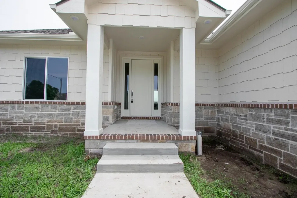 3100 S Duncan Street Newton KS 67114