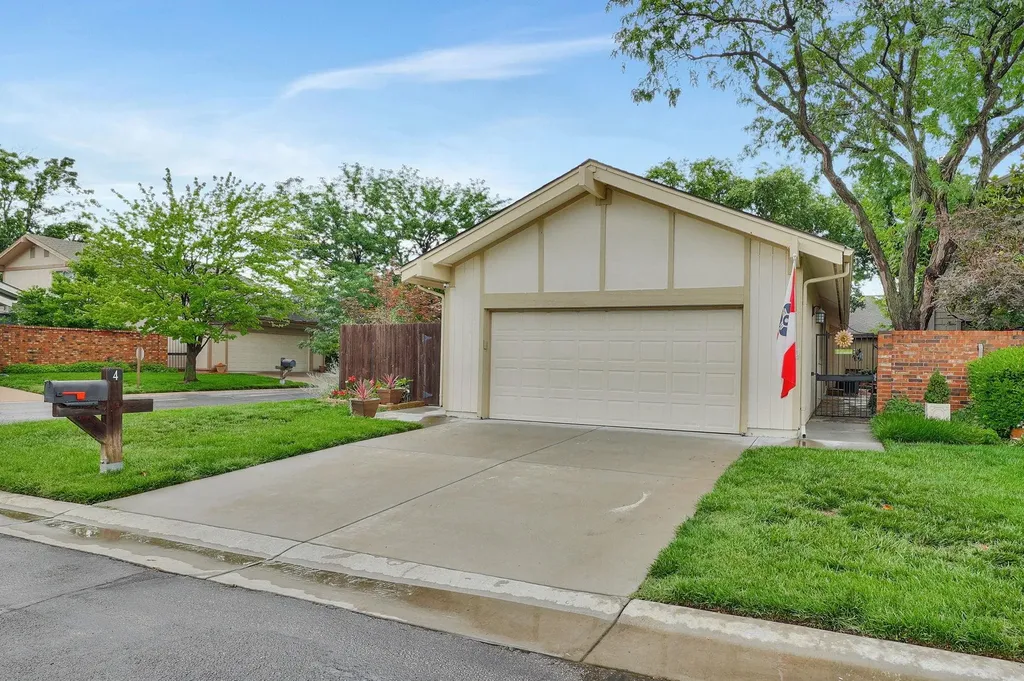 7700 E 13th Street N Wichita KS 67206