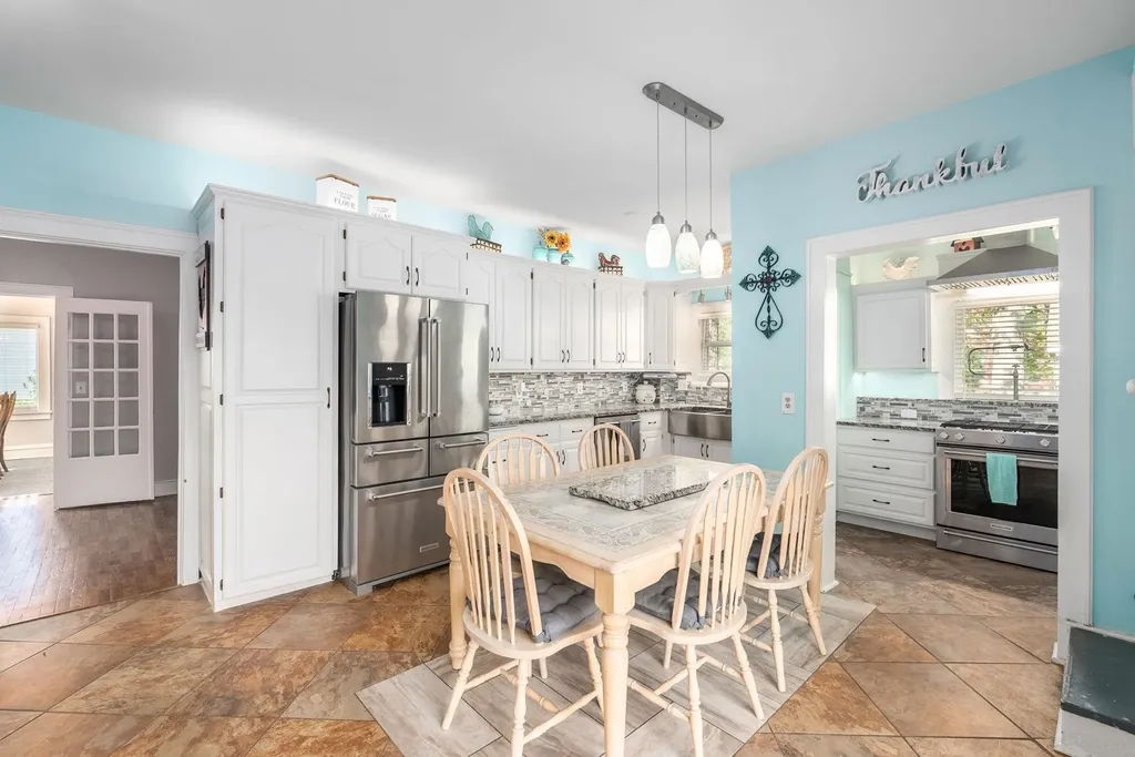 108 E 8th Street Sedgwick KS 67135