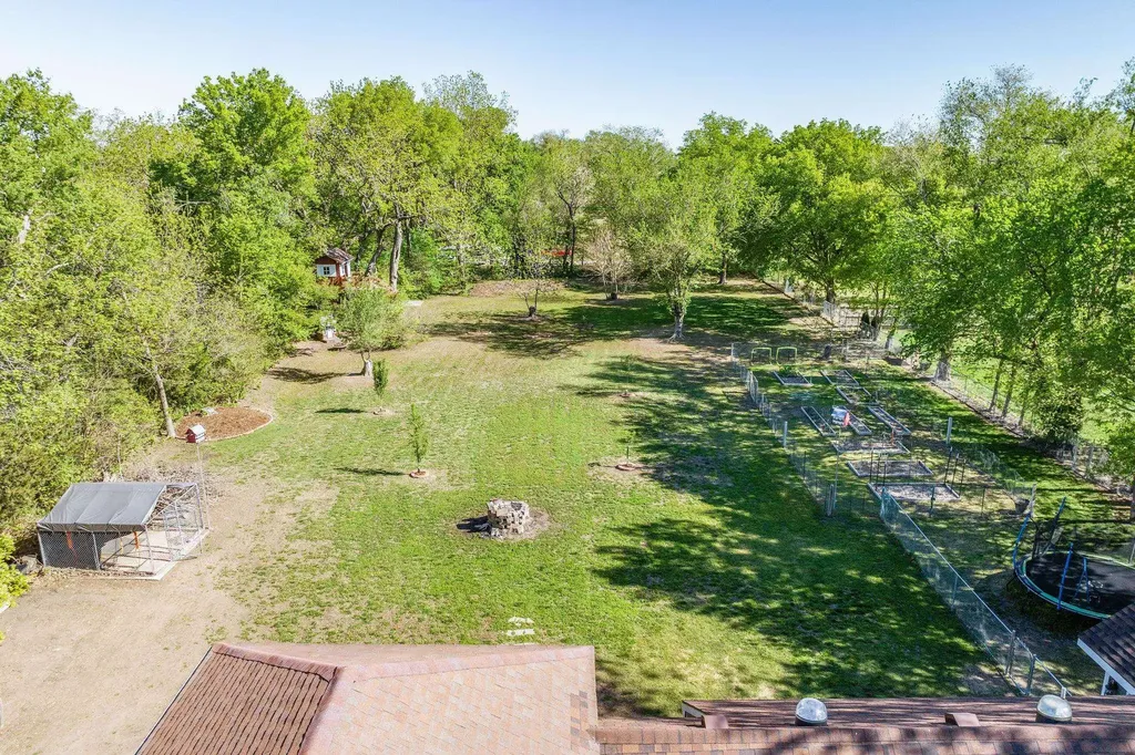 108 E 8th Street Sedgwick KS 67135