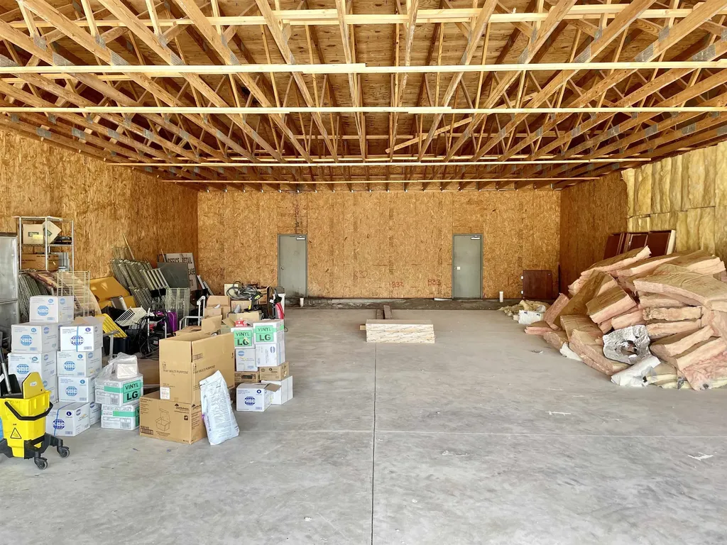1801 N Summit Arkansas City KS 67005