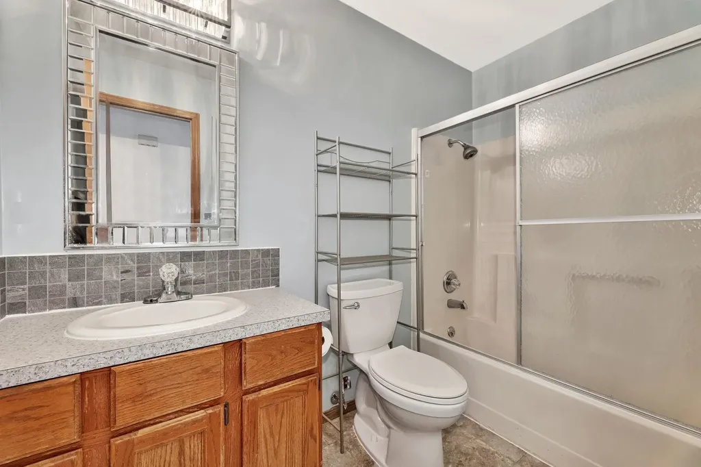 6110 W 38th Court S Wichita KS 67215