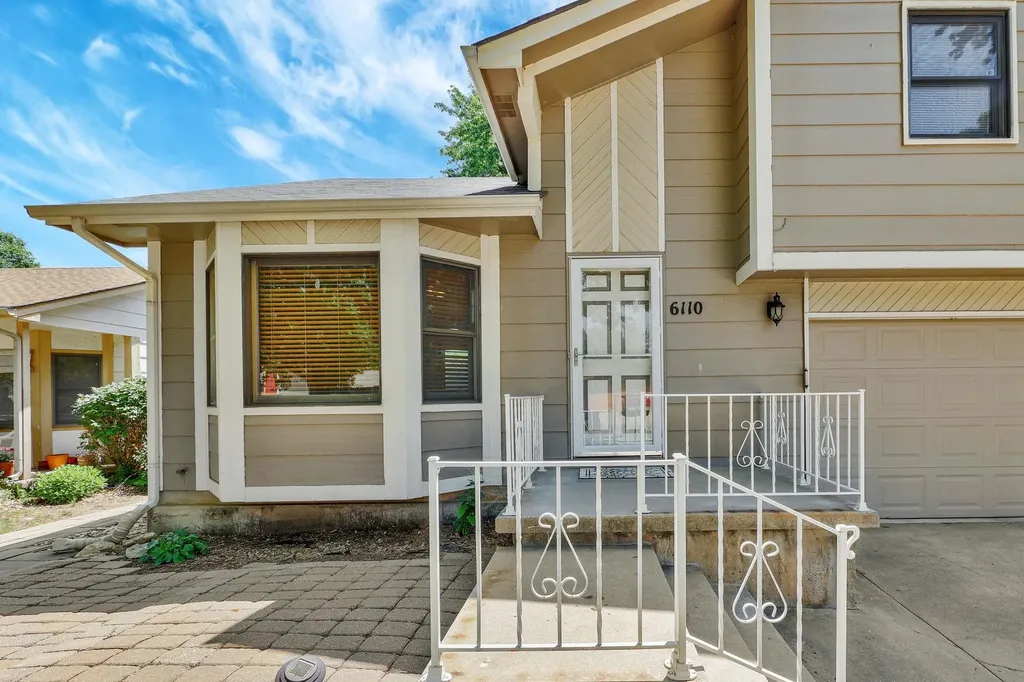 6110 W 38th Court S Wichita KS 67215