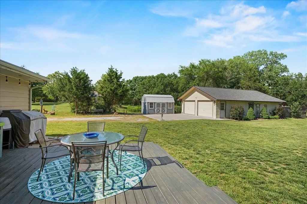 736 N Lakeside Drive Andover KS 67002
