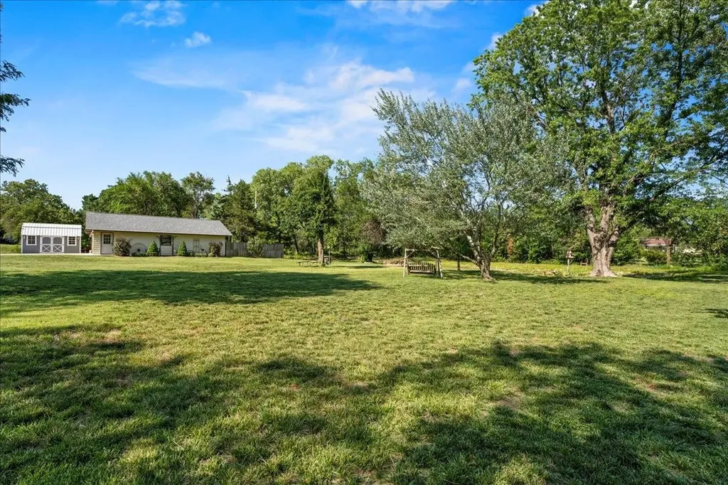 736 N Lakeside Drive Andover KS 67002