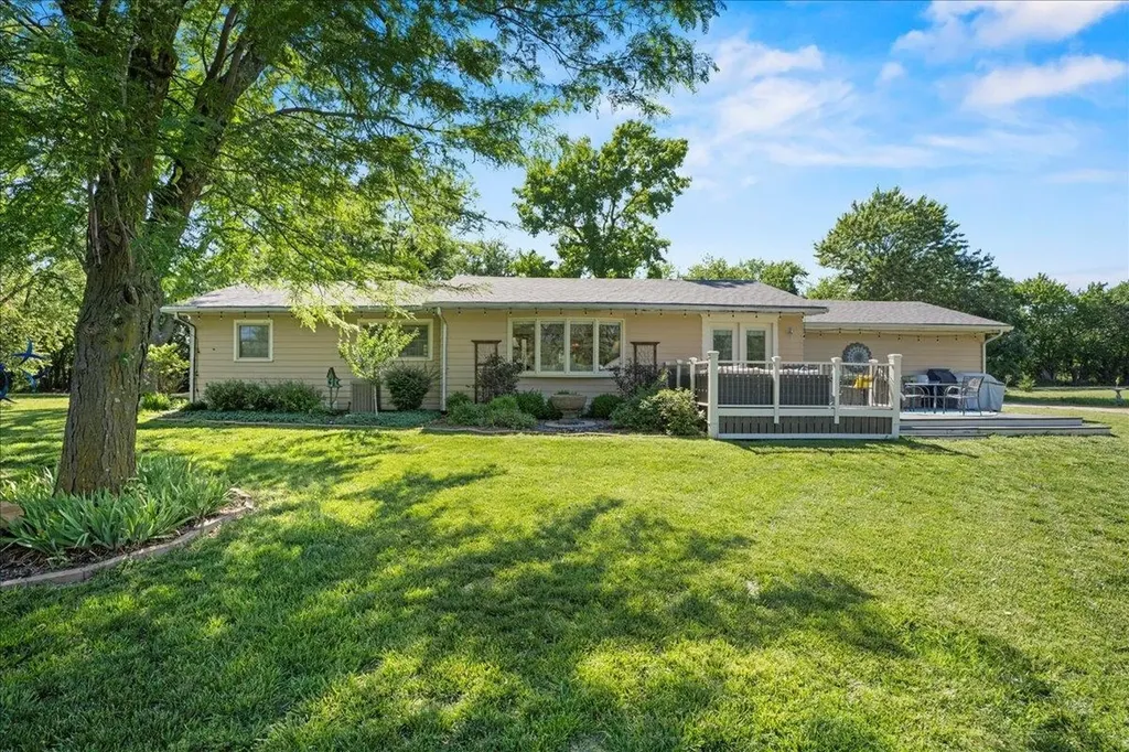 736 N Lakeside Drive Andover KS 67002